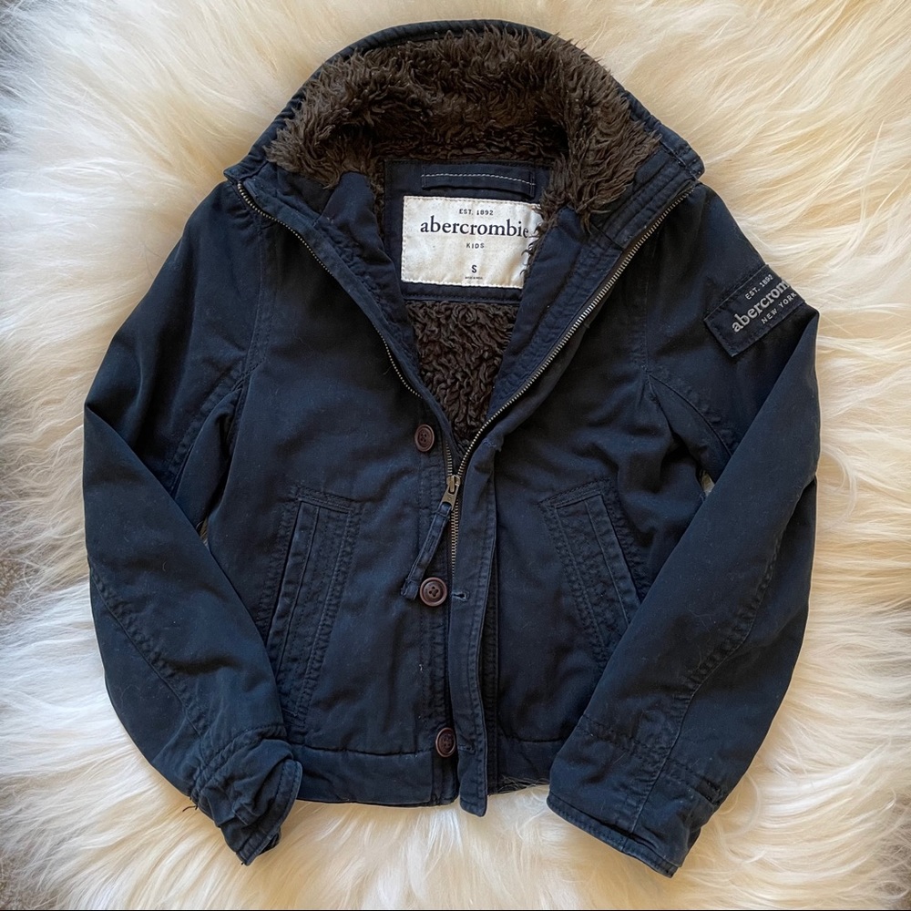 Abercrombie KIDS Boys Faux Fur Lined Jacket SML …